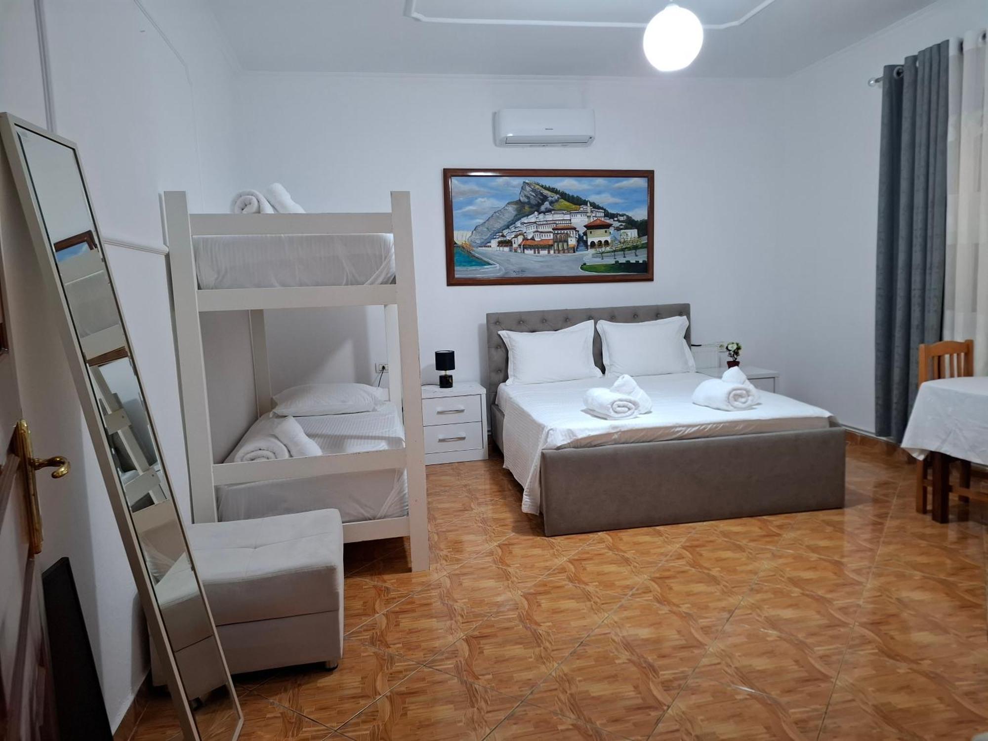 Apartment Xheison Berat Exterior foto
